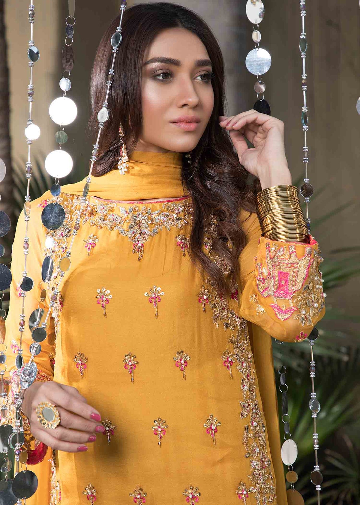 MUSTARD FESTIVE