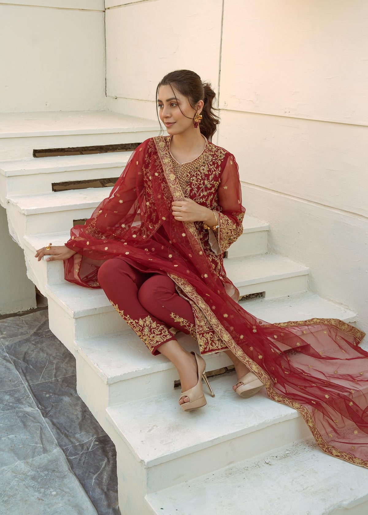 Laleen - Maroon Jewel