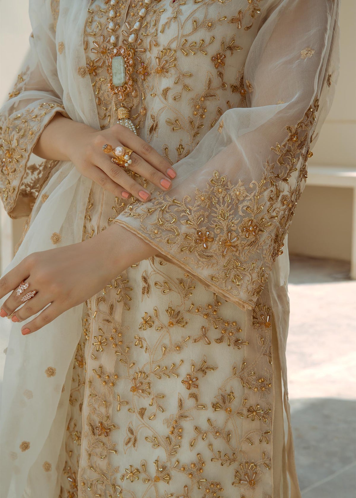 Laleen - Ivory Jewel